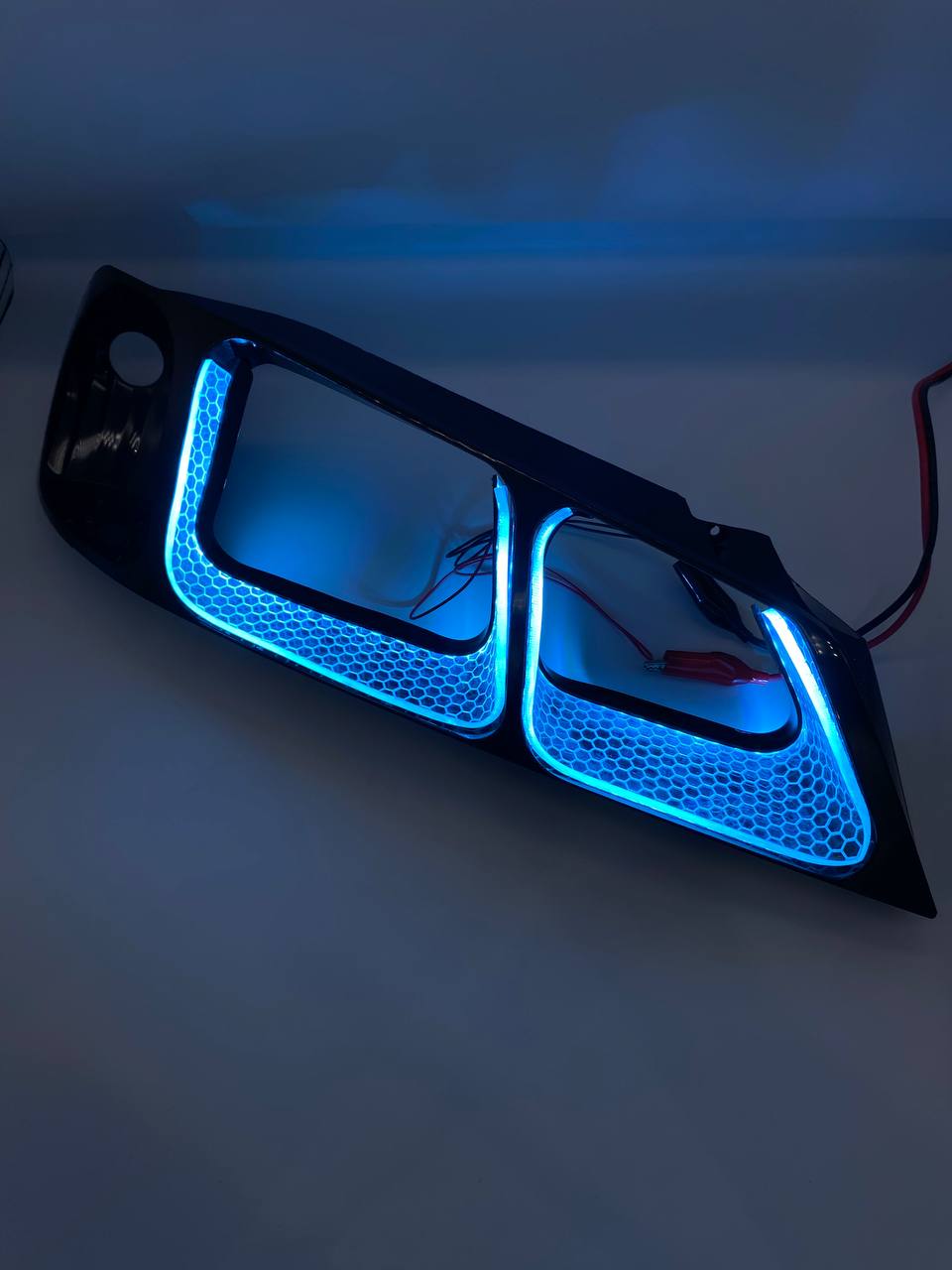 فلاپ و گلس اسپرت پارس طرح یو U