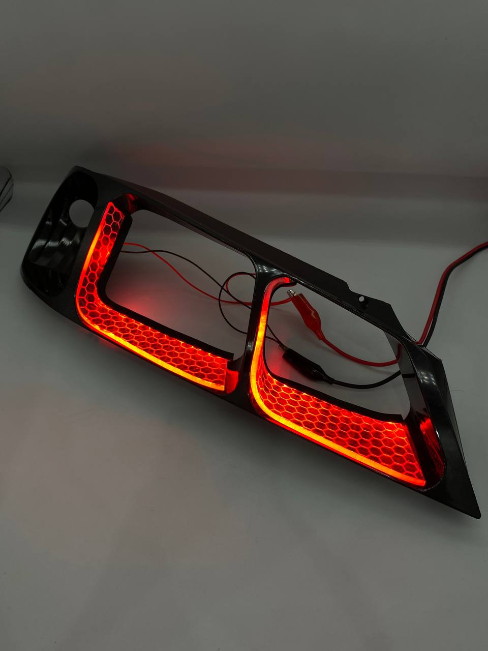 فلاپ و گلس اسپرت پارس طرح یو U